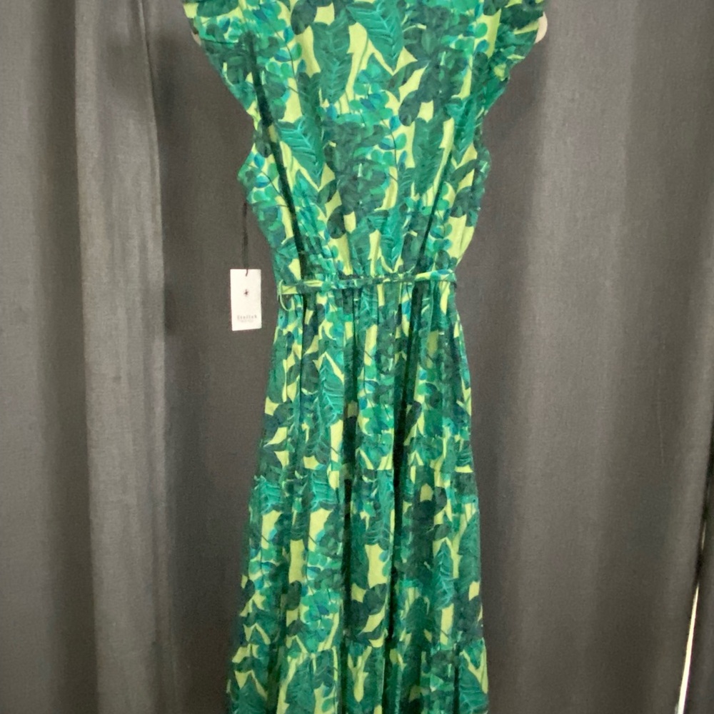 NWT Stellah Paradise Dress
